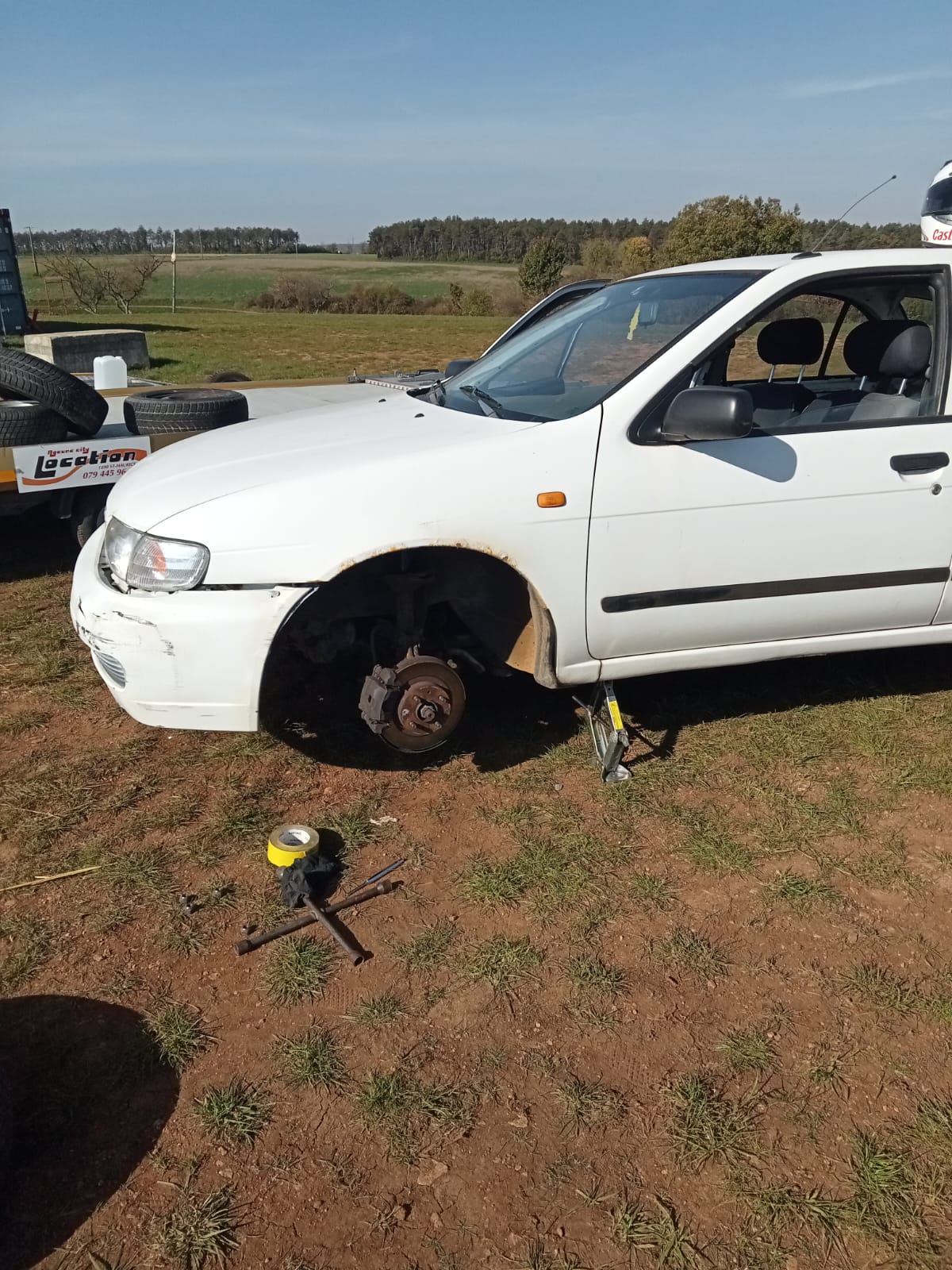 Voiture sur le circuit de pouilly - asaav.ch