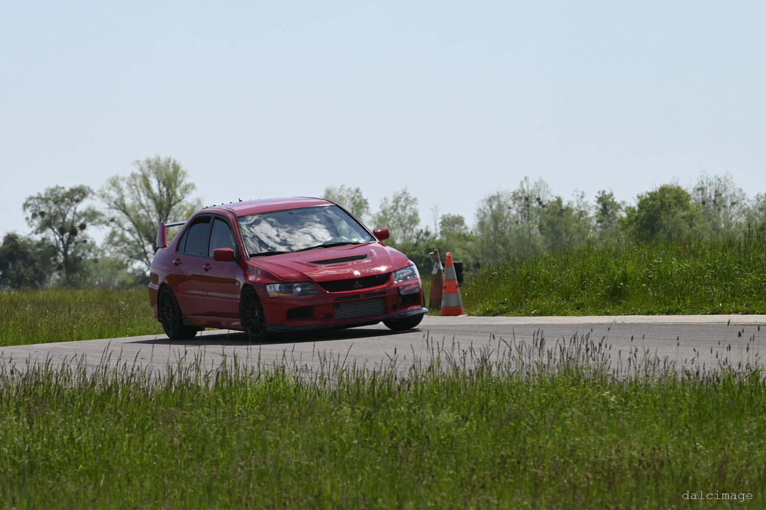 Voiture sur le circuit de pouilly - asaav.ch
