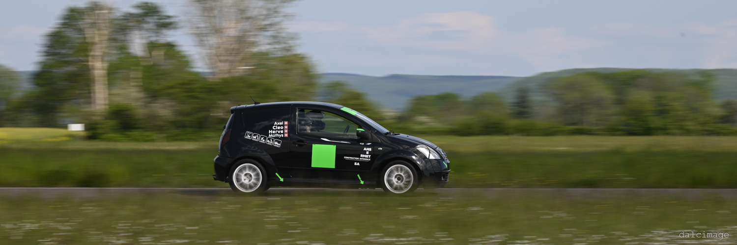 Voiture sur le circuit de pouilly - asaav.ch