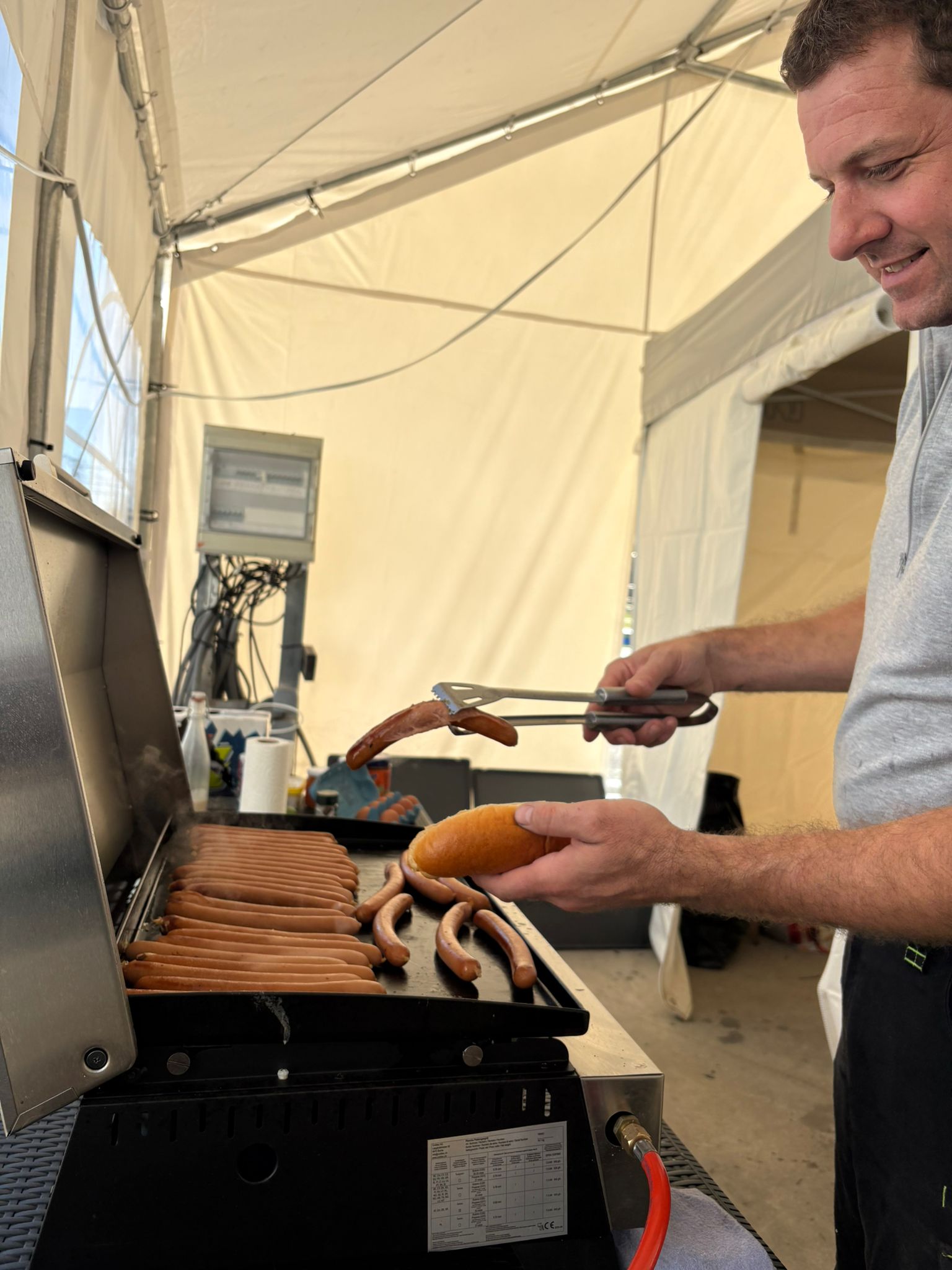 Karting sur le circuit de Levier - asaav.ch