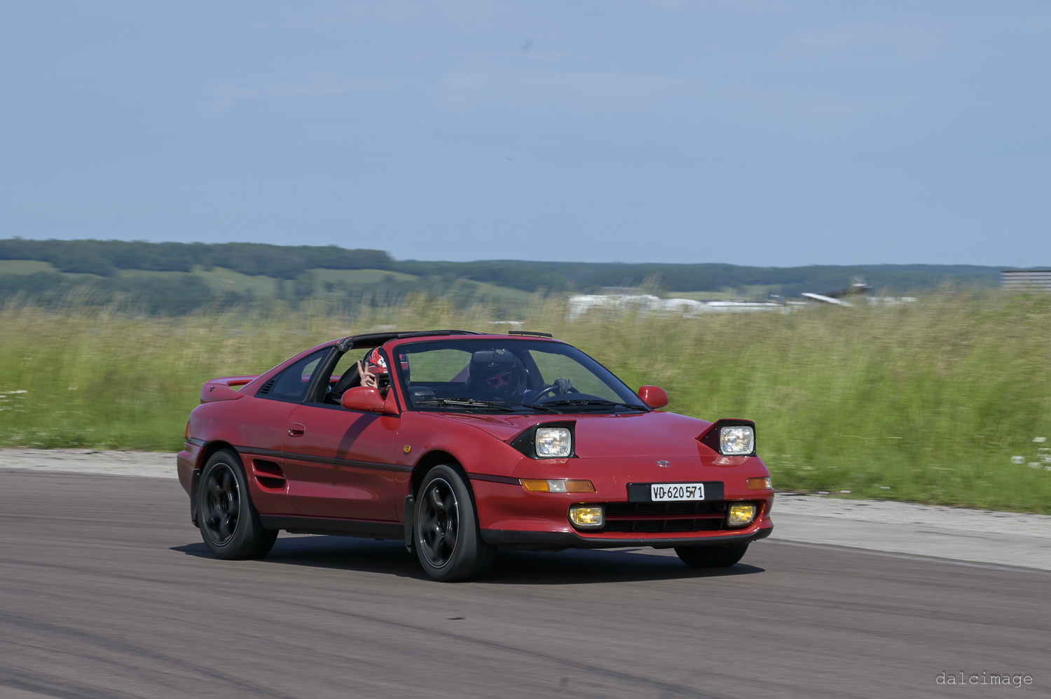 Voiture sur le circuit de pouilly - asaav.ch