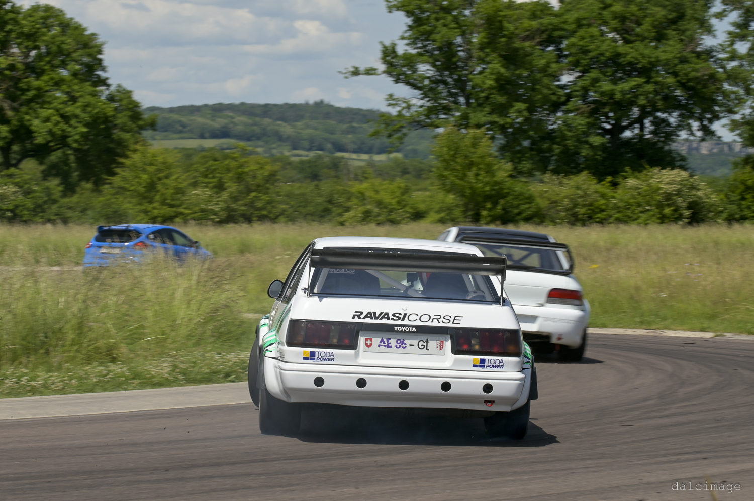 Voiture sur le circuit de pouilly - asaav.ch