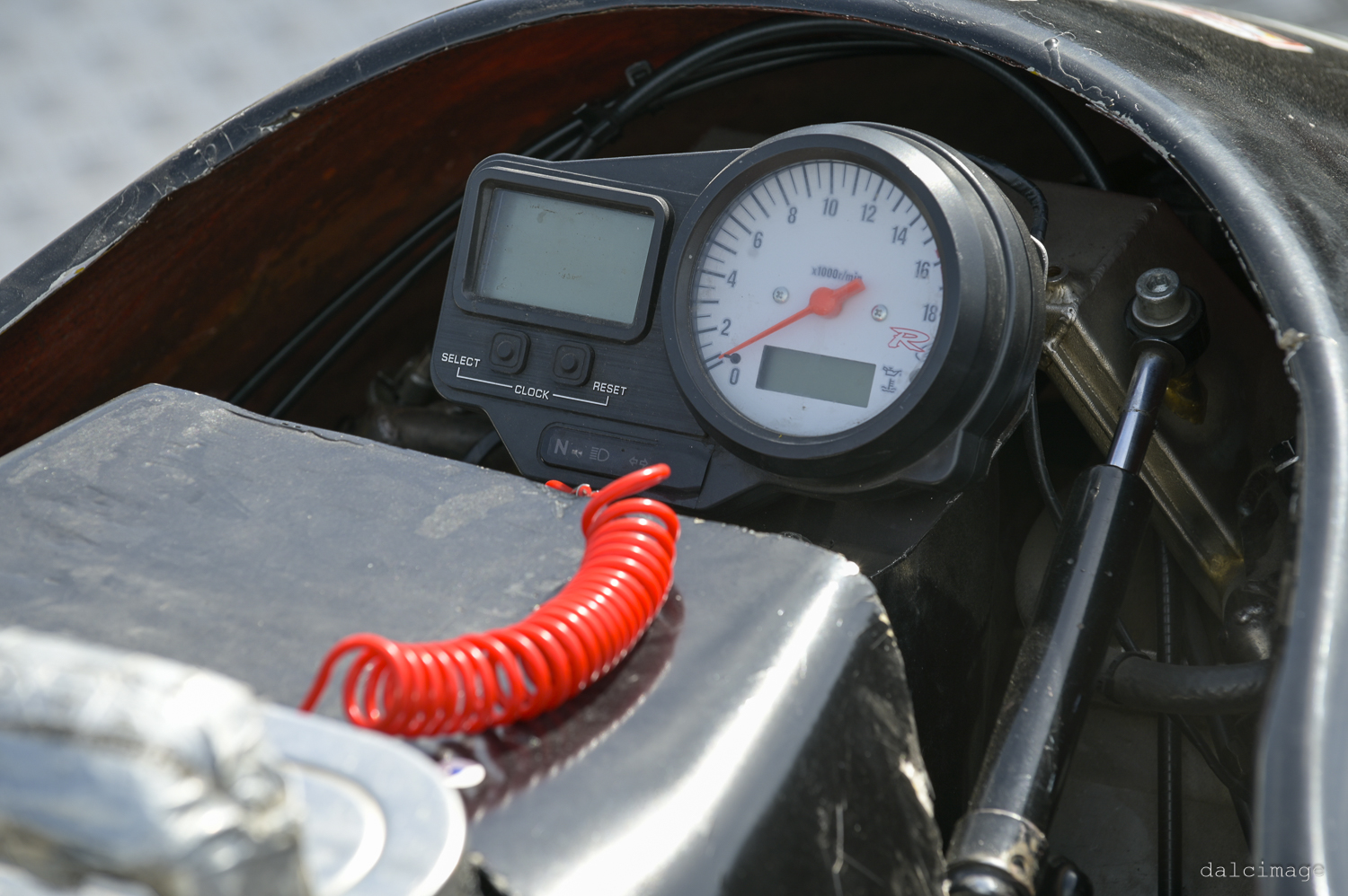 Voiture sur le circuit de pouilly - asaav.ch